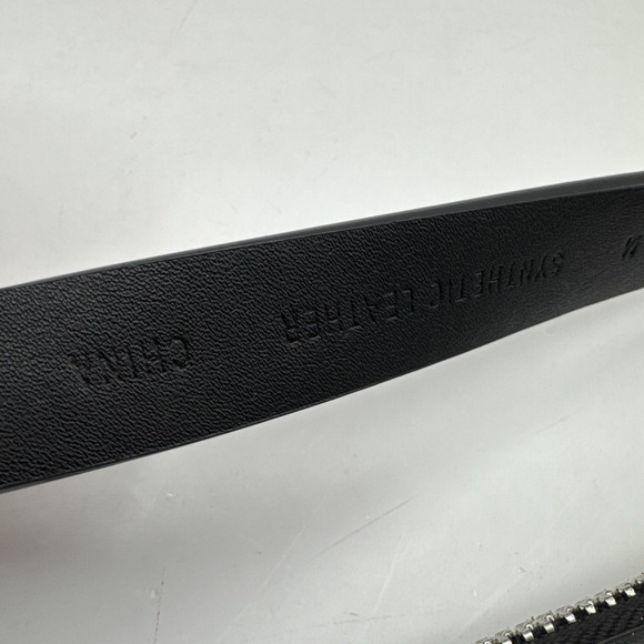 Calvin Klein Unisex Black Synthetic Leather Belt Bag Fanny Pack Hip Adjustable M - Picture 4 of 10